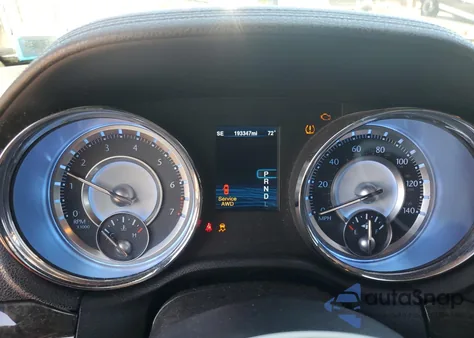 2013 Chrysler 300C z USA, uszkodzony, nr VIN 2C3CCAKG0DH723535